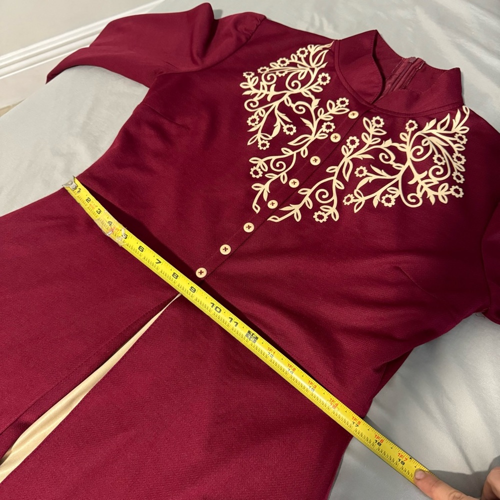 Women’s Elegant Maroon and Cream Maxi Dress - Picture 11 of 12